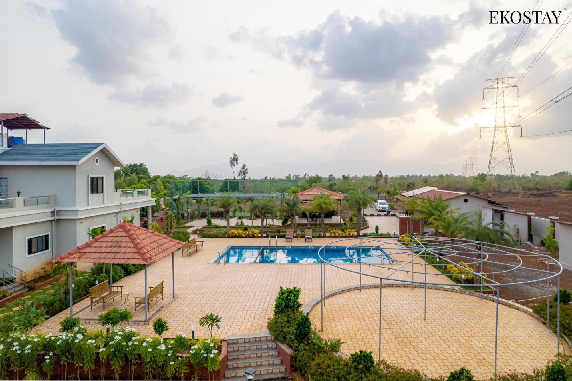 Ekostay Gold Palm Estate I Cricket Turf I Rain Dance I 2 Acre Property カルジャット エクステリア 写真